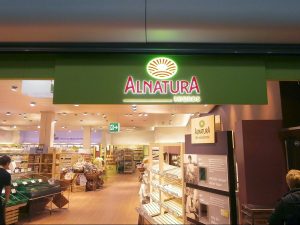Neoprop Lichtwerbung Alnatura Migros Bio Supermarkt
